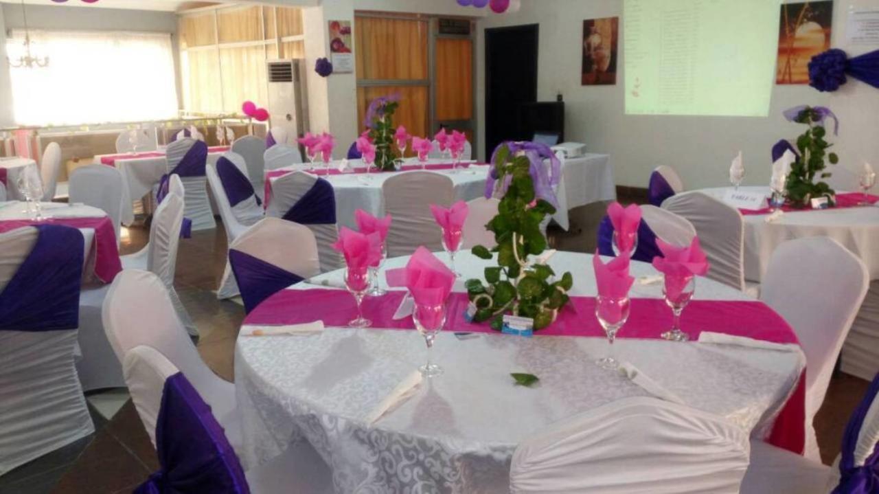 Riviera Hotel Benin Cotonou Exteriör bild